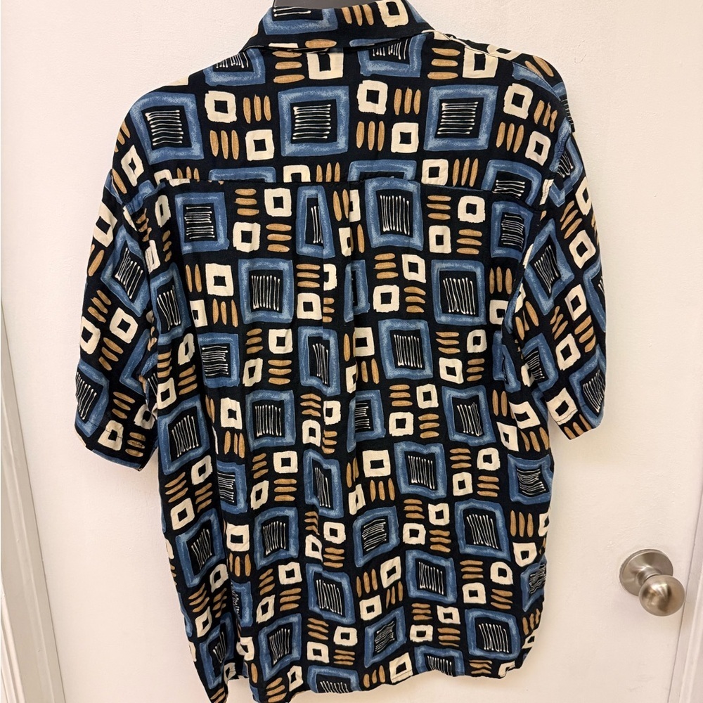 Valentino Vibrant Geometric Short-Sleeve Shirt - Blue & Cream - Picture 2 of 4